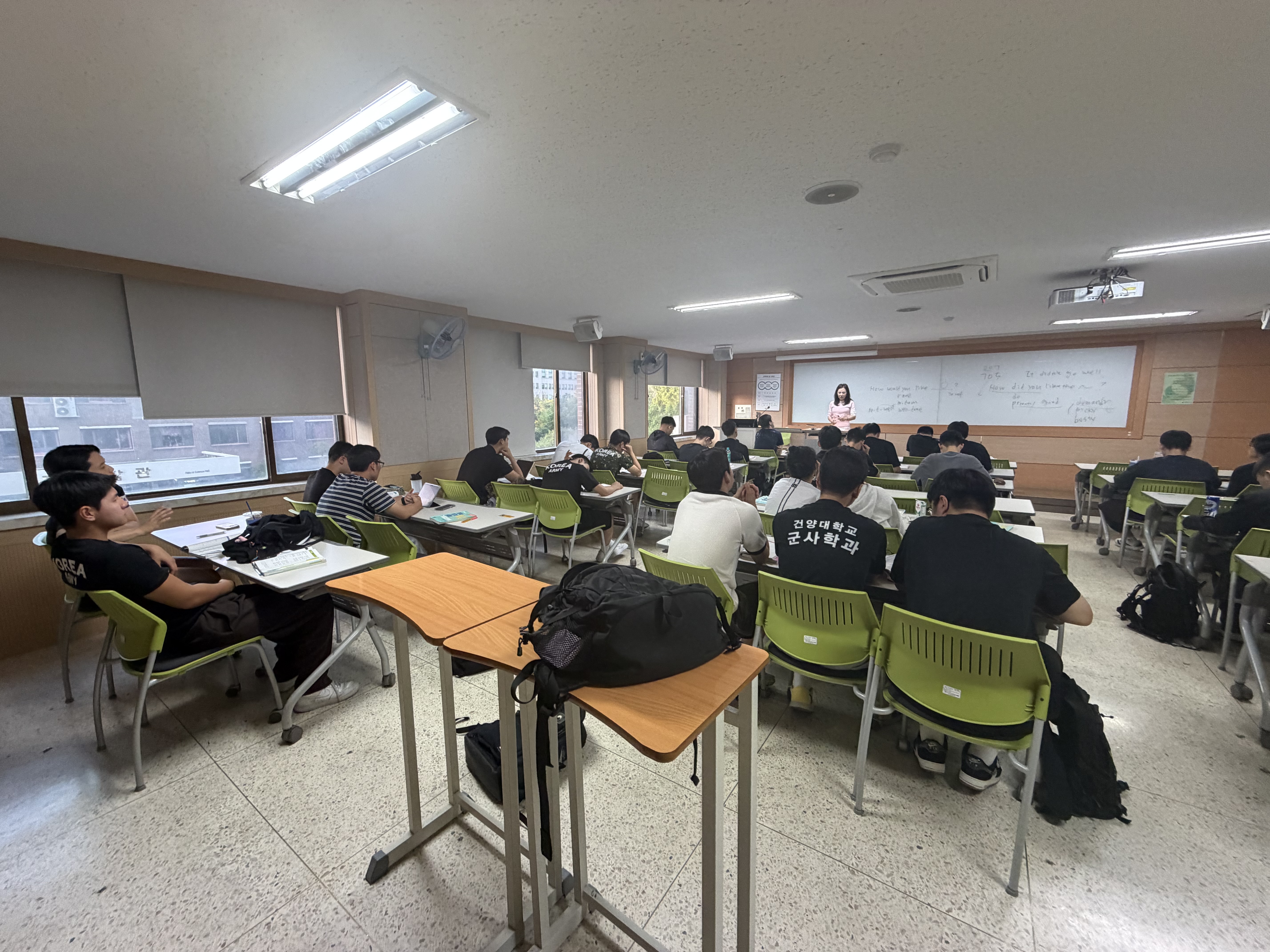 군사 DYS TOEIC 집중 학습 현장
